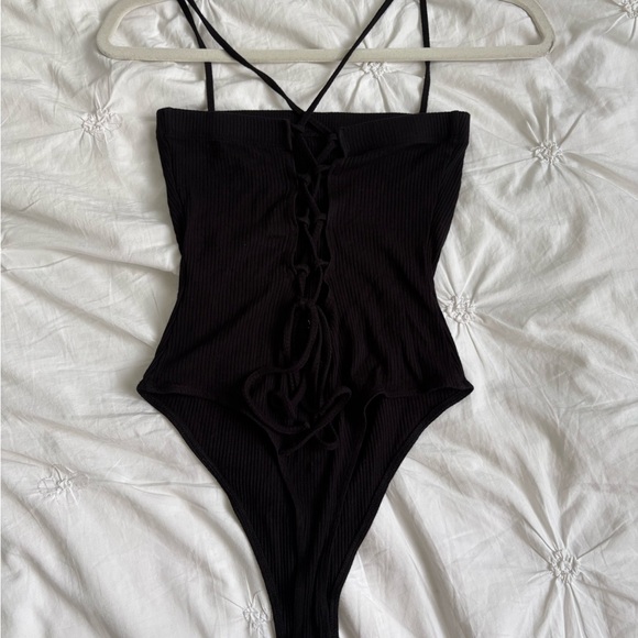 Garage Black Bodysuit Top - Picture 2 of 4